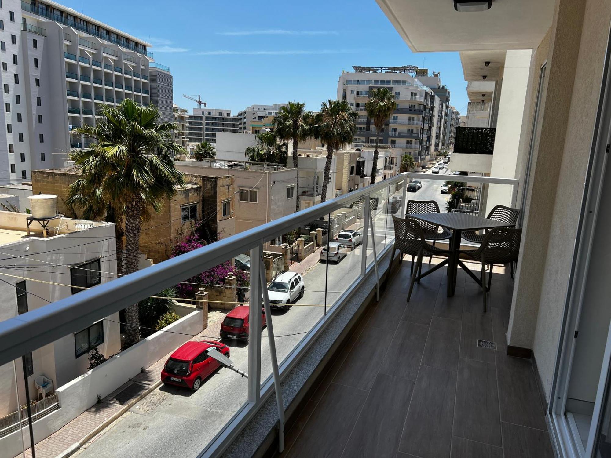 Apartment Seaview Three-o-two St. Paul's Bay